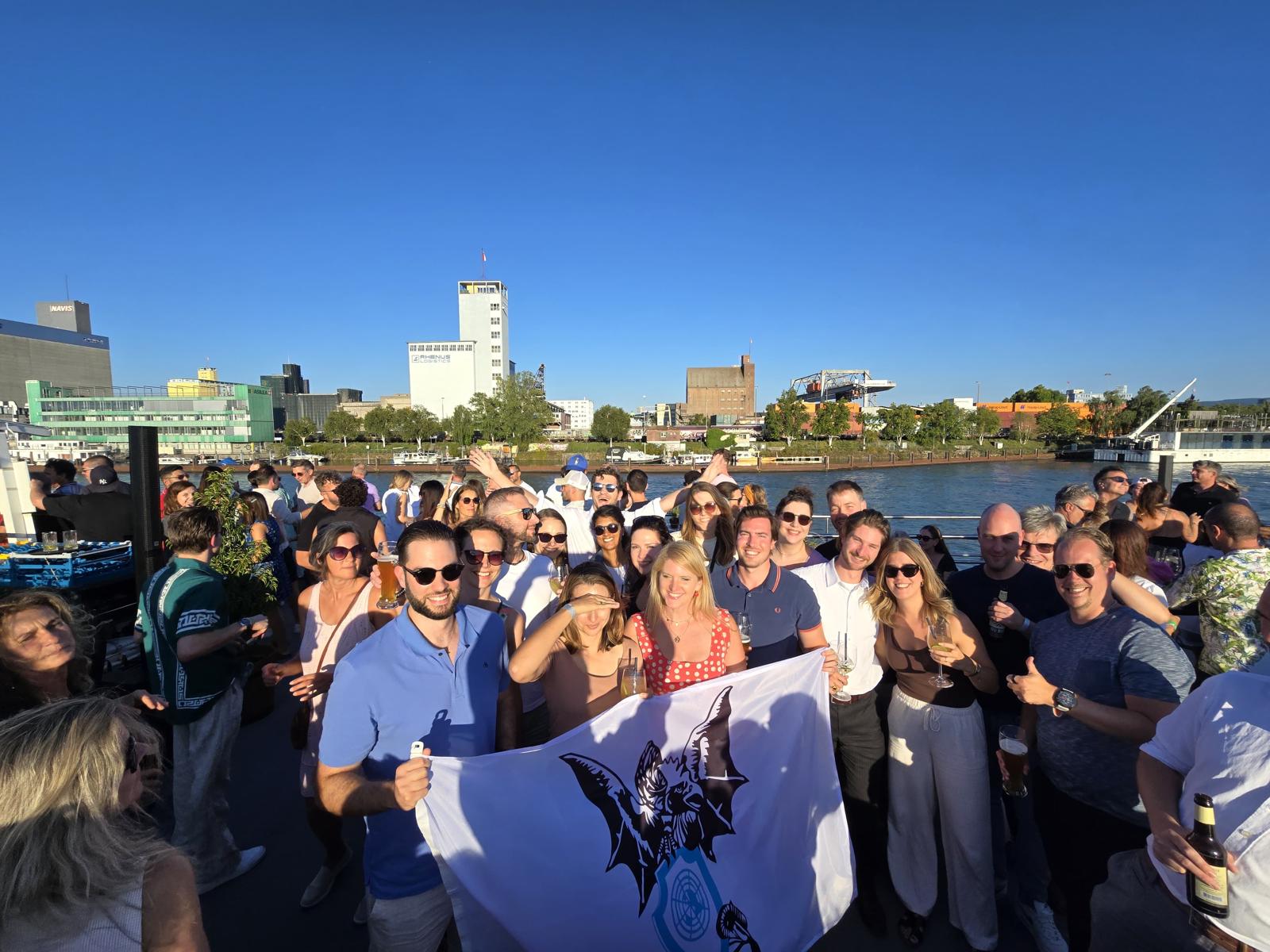 JCI Basel - JCI entert die Summer Beats auf dem Rhein